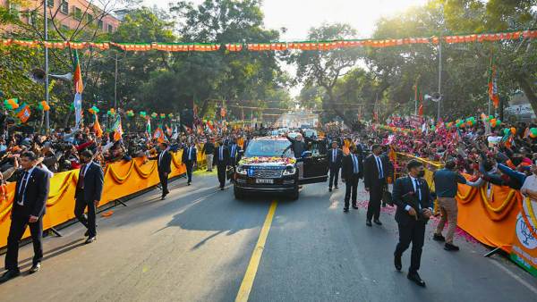 PM Narendra Modi’s roadshow in Hubballi : Rs 52 lakh spent on barricading the route 