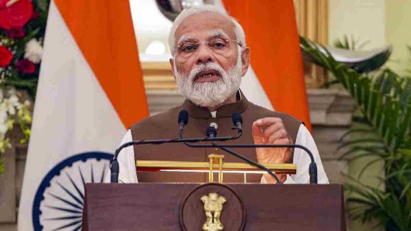  2,000 posters against Modi seized in Delhi: 4 people arrested, 44 cases registered