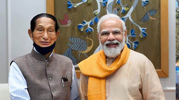 ತೆಮ್ಜೆನ್ ಇಮ್ನಾ ಅಲಾಂಗ್ (ಬಿಜೆಪಿ) - ಅಲೋಂಗ್ಟಾಕಿ 