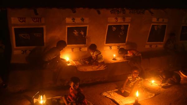 India faces high risks of power outages in summer nights after years of coal, hydro power neglect