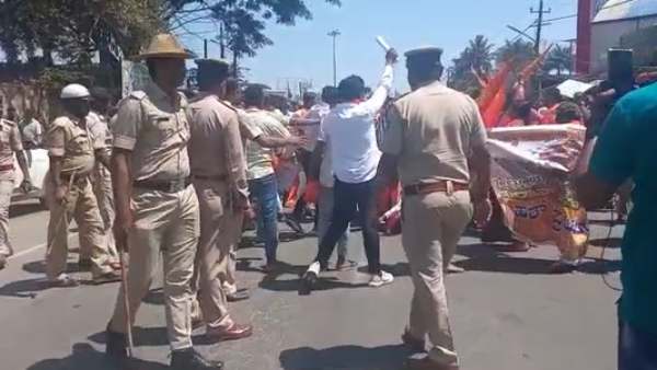 Protest Against Quran Recitation In Belur Chennakeshava Rathotsava