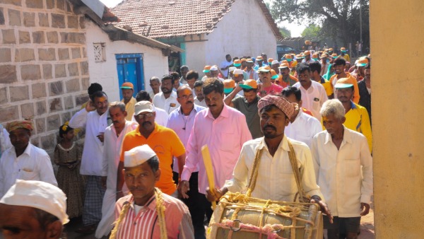 ಬೆಂಗಳೂರಿನಲ್ಲಿ ಉದ್ಯೋಗ ನಷ್ಟ: ಕುಸಿದ ಮನೆ ಬಾಡಿಗೆ- ಈಗ ಎಲ್ಲೆಲ್ಲಿ ಎಷ್ಟೆಷ್ಟು? ಮಾಹಿತಿ ತಿಳಿಯಿರಿ ಬೆಂಗಳೂರಿನಲ್ಲಿ ಉದ್ಯೋಗ ನಷ್ಟ: ಕುಸಿದ ಮನೆ ಬಾಡಿಗೆ- ಈಗ ಎಲ್ಲೆಲ್ಲಿ ಎಷ್ಟೆಷ್ಟು? ಮಾಹಿತಿ ತಿಳಿಯಿರಿ