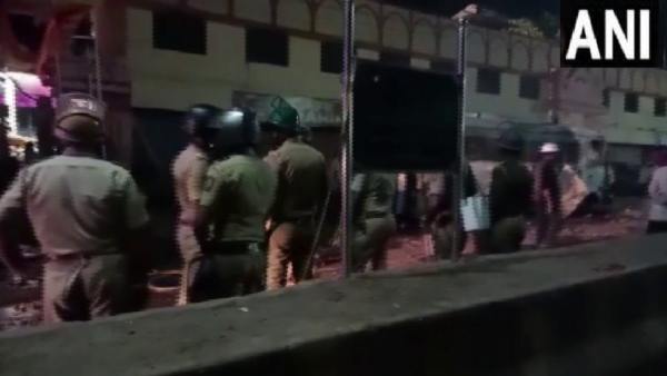 Maharashtra: Clash between two groups, stone pelting in front of Ram Mandir
