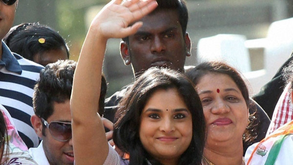 Is Powerful leaders HD Kumaraswamy Sumalatha Ambareesh And Ramya Contesting in Mandya?