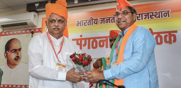 Karnataka Elections: Anti-Lingayat statement- BL Santosh comes in support of CT Ravi