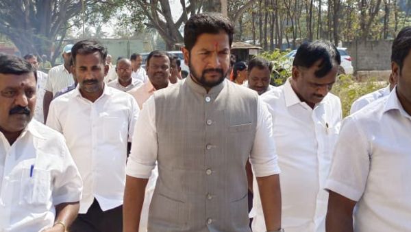 Sharath bachegowda Age, Biography, Education, Family, Net Worth & Political Career Details 