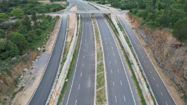  ಮಂಡ್ಯ, ಬೆಂಗಳೂರು ಗ್ರಾಮಾಂತರ ವ್ಯಾಪ್ತಿಯಲ್ಲಿ ಬರತ್ತದೆ