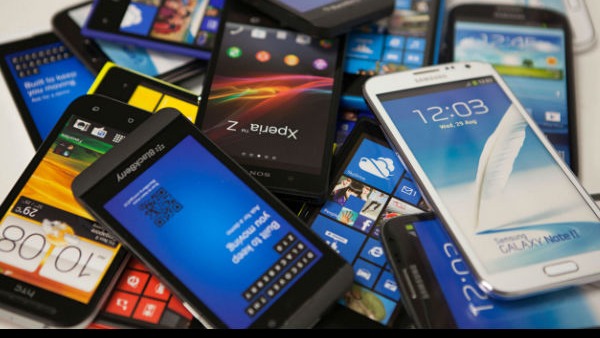 ದುಬಾರಿ ಫೋನ್ ಖರೀದಿ ಬಳಿಕ ಹೀಗೆ ಮಾಡಿದರೆ ಸೇಫ್..