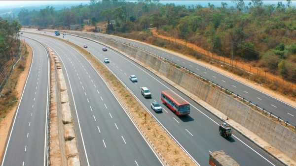 Bengaluru Mysuru Expressway Toll Collection Against Protest In Mysuru