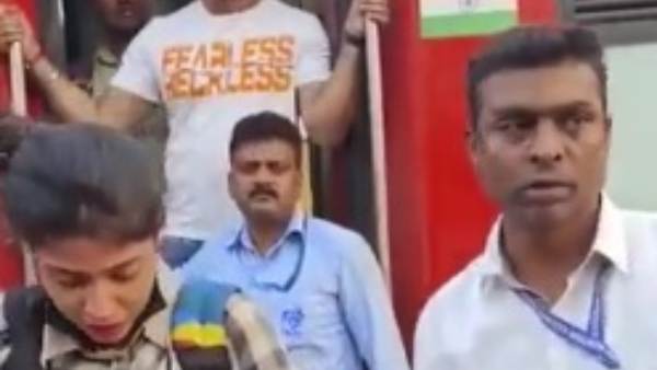 TTE suspended for misbehaving with woman at Kantriveera Sangolli Rayanna railway station, bengaluru