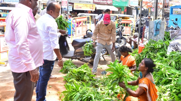  ಯಾವ ಹೂವಿನ ಬೆಲೆ ಎಷ್ಟಿದೆ? 