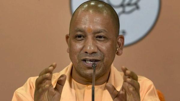 ಹಿರಿಯ ಜೈಲು ಅಧಿಕಾರಿಗಳೊಂದಿಗೆ ಸಿಎಂ ಸಭೆ ಹಿರಿಯ ಜೈಲು ಅಧಿಕಾರಿಗಳೊಂದಿಗೆ ಸಿಎಂ ಸಭೆ