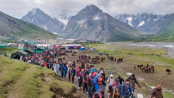 Registration for Amarnath Yatra begins Registration for Amarnath Yatra begins