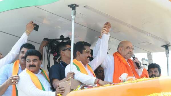 Amit Shah Holds Roadshow In Gundlupet Ahead Of Karnataka Elections