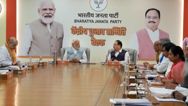 To beat anti-incumbency, BJP may resort to Gujarat model in Karnataka