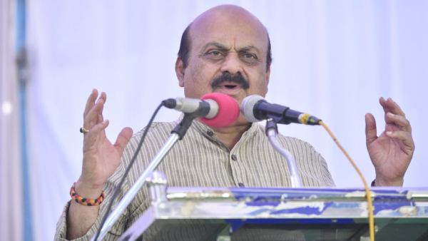 Karnataka Polls: Cm Basavaraj Bommai Fierce Attack Against Congress Leaders