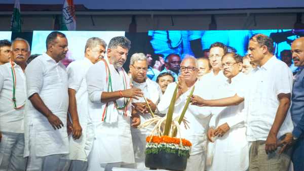 Will Congress promises helps them to come to power in upcoming karnataka elections?