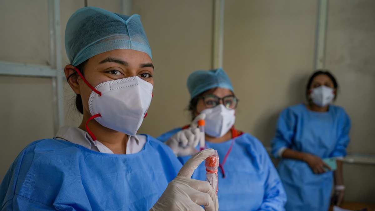 Covid-19 cases: India reports 10,112 new cases in last 24 hours 