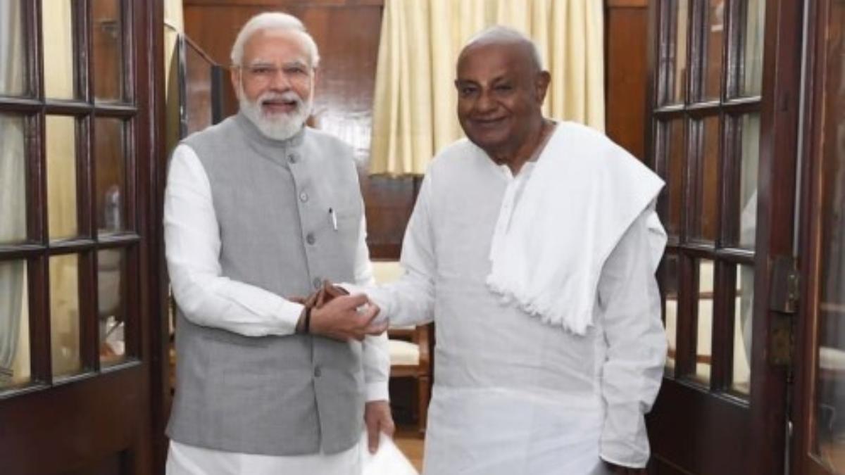 Karnataka Election 2023: Even If You Vote For JDS It Is Like Voting For BJP Says Preetham Gowda Karnataka Election 2023: Even If You Vote For JDS It Is Like Voting For BJP Says Preetham Gowda