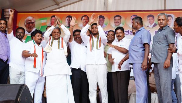 Dhawan Rakesh Is Future Leader Says Siddaramaiah