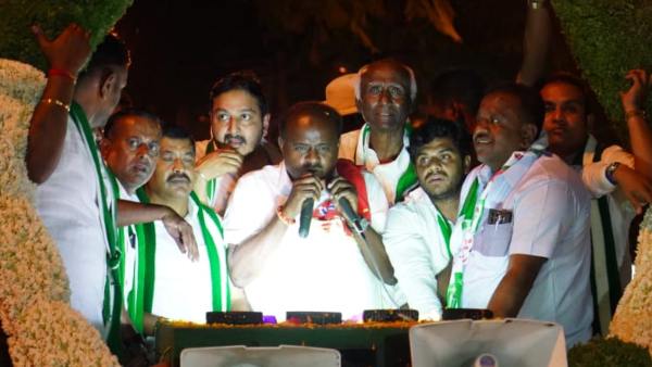 Karnataka Election 2023: These are the promises given by HD Kumaraswamy in Pancharatna Ratha Yatra Karnataka Election 2023: These are the promises given by HD Kumaraswamy in Pancharatna Ratha Yatra