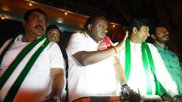 Karnataka Election 2023: These are the promises given by HD Kumaraswamy in Pancharatna Ratha Yatra Karnataka Election 2023: These are the promises given by HD Kumaraswamy in Pancharatna Ratha Yatra