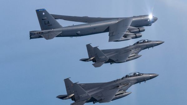 Japan and South Korea started joint military drill with America 