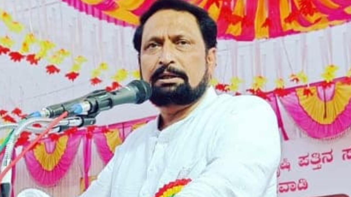 Laxman Savadi Questions BJP Leaders Why Remove Me From DCM Post