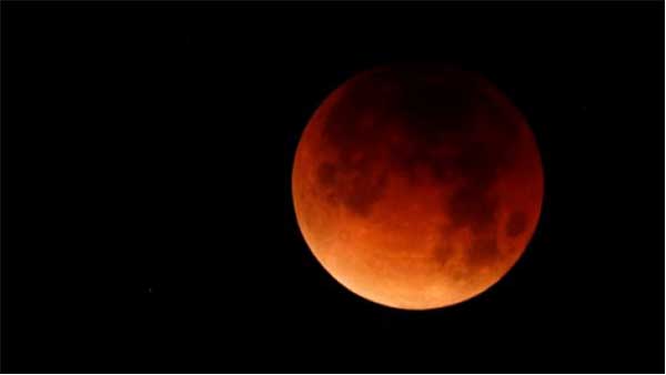 Lunar Eclipse 2023: First Lunar Eclipse of the Year Date, Time, Dos and Donts?