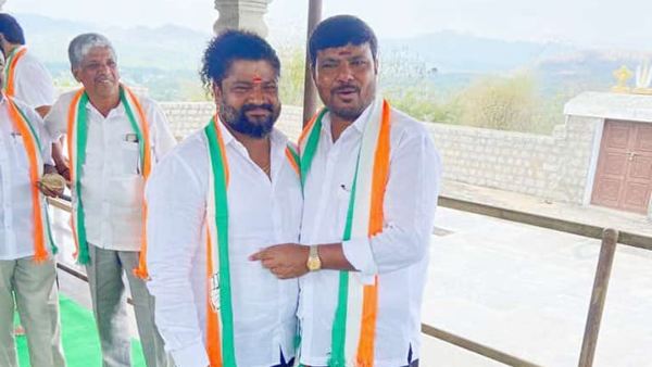 Karnataka Polls: Kothur Manjunath Holds His Nomination For Mulbagilu Congress Ticket Issue