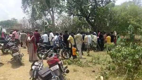 Five Members Drown In Canal Water At Mandya
