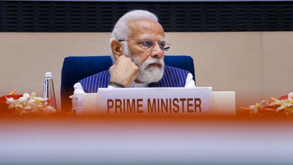 DYFI asked 100 questions to Prime Minister Narendra Modi