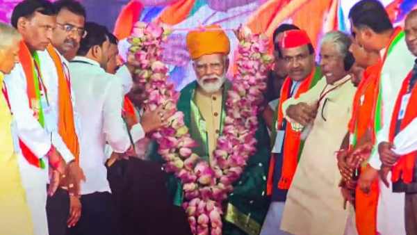 Karnataka Polls: PM Narendra Modi speaks in kannada in vijayapura