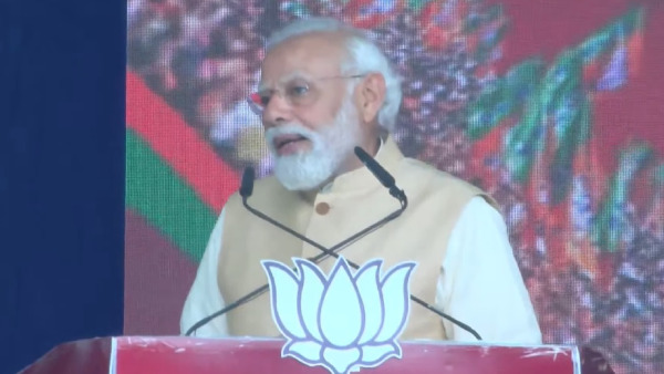 Late Siddeshwar Swamijis Will Letter Gift To Prime Minister Narendra Modi in Vijayapura