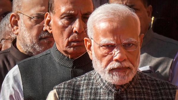 Lack of recognition for Gujarat model in Karnataka: BJP in trouble - Know the important reasons