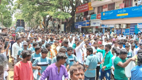 Congress Candidate Pradeep Eshwar Election Campaign At Chikkaballapur