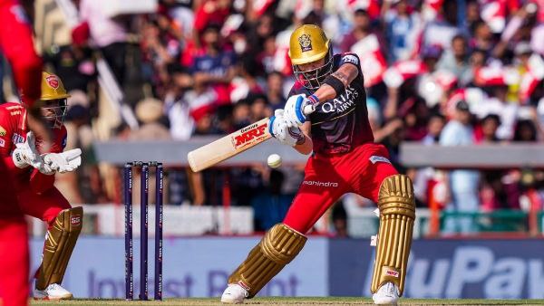 Virat Kohli and Faf Du Plessis Virat Kohli and Faf Du Plessis