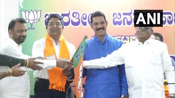 RR Nagar BJP contestant Munirathna announced his total assets 