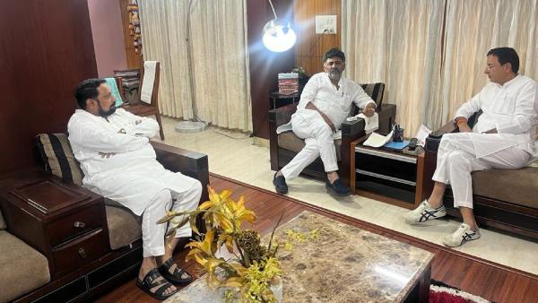 Even my garment will not go in front of BJP office: Lakshmana Savadi who joined Congress 