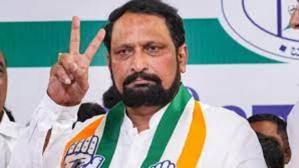 Ramesh Jarkiholi is Lakshman Savadi rival than Mahesh Kumathalli in Athani Ramesh Jarkiholi is Lakshman Savadi rival than Mahesh Kumathalli in Athani