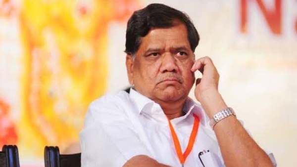 Jagadish shettar met jp Nadda after the bjp ticket was rejected