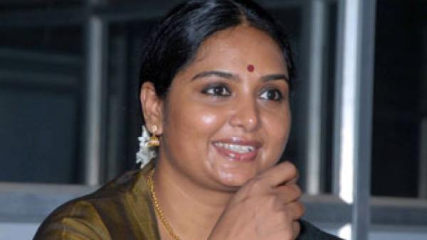 Karnataka Elections: JDS files complaint against actress and BJP leader Shruthi