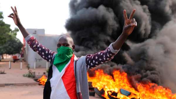 Sudan deadly violence entered third week with killing of 500 people 