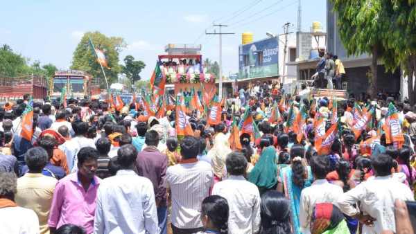 DR. K Sudhakar Election Campaign Chikkaballapur District Patrenahalli