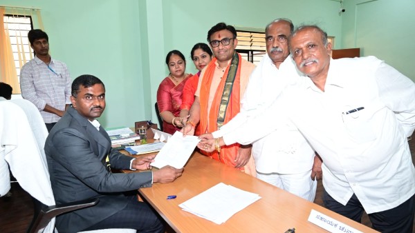 Karnataka Election 2023: BJP candidate Ramesh Jarkiholi files nominations from Gokak constituency