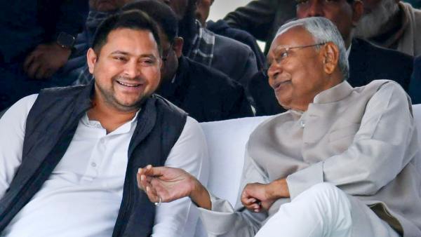 Bihar Deputy CM Tejashwi Yadav appears before ED In Land for jobs scam case