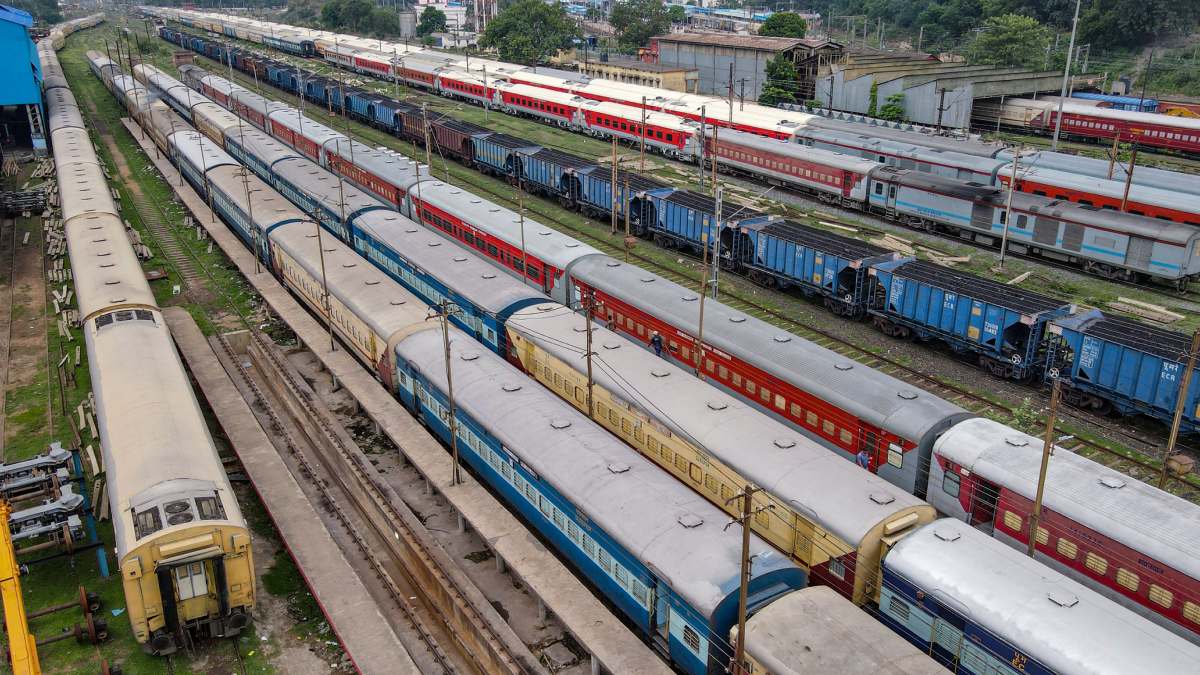 IRCTC Update: Cancelled Trains, Diverted Rails On April 03- Check out list IRCTC Update: Cancelled Trains, Diverted Rails On April 03- Check out list