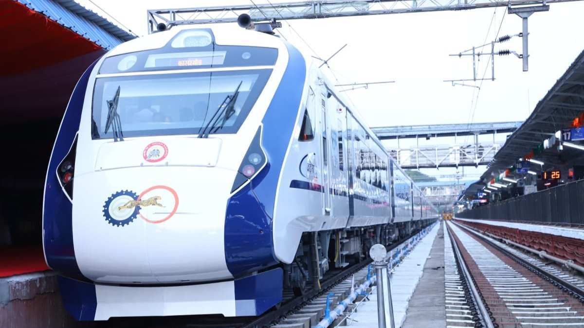 Prime Minister Narendra Modi flag off the Thiruvananthapuram Kasaragod Vande Bharat express train 
