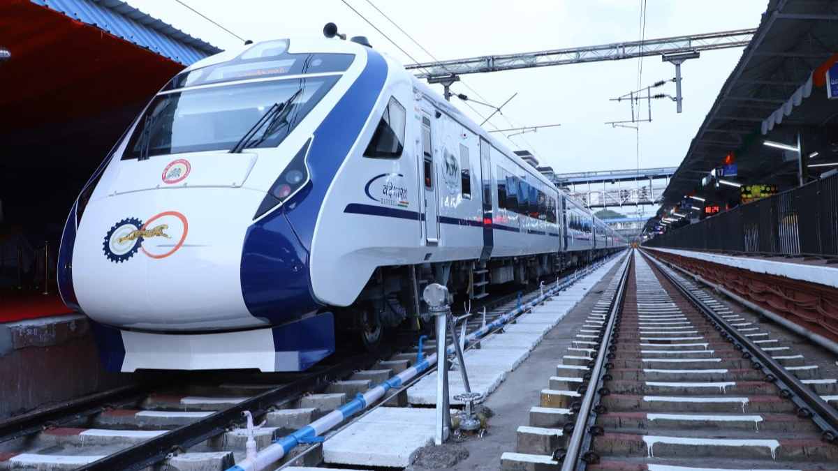 Vande Bharat Express is likely to run between Dharwad and Bengaluru by June