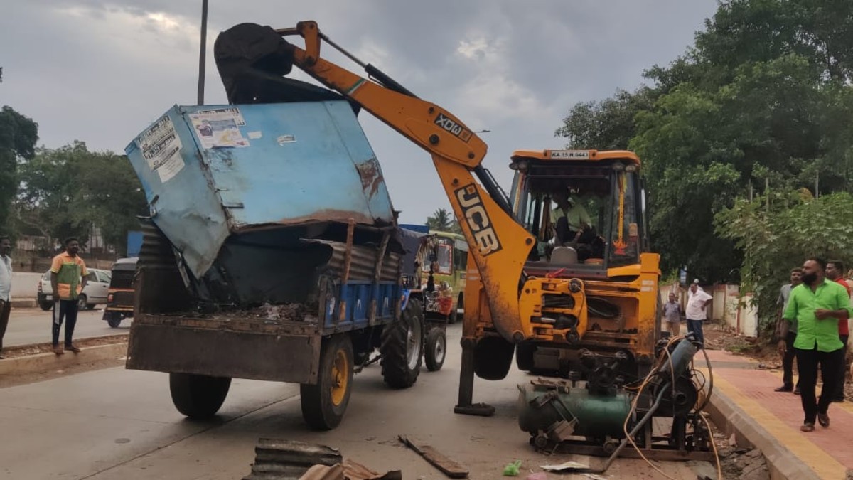 Agents Corruption Increased The Absence Of MLA Vinay Kulkarni 